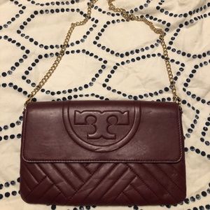Authentic Tory Burch purse with chain strap